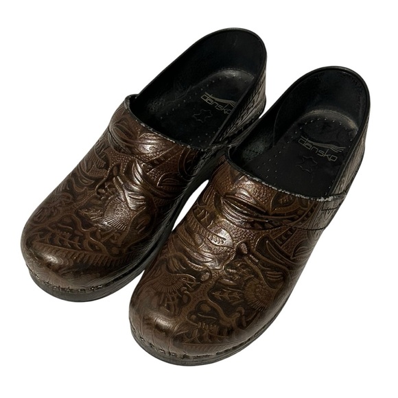 DANSKO Clogs Floral Embossed Tooled Comfort‎ Nurse Slip On Shoes Brown Size 39 - Picture 1 of 16